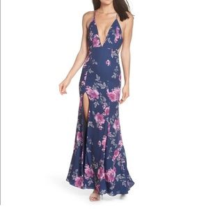 Fame And Partners Rowan Floral Midnight Flower Strappy Gown Maxi 6 NWT